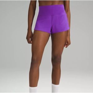 NWT Lululemon Speed Up High-Rise Lined
Short 2.5"